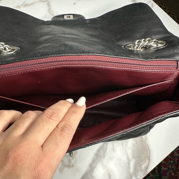 Washed Lambskin Quilted Bijoux Chain Jumbo Single Flap Black - Picture 13 of 13